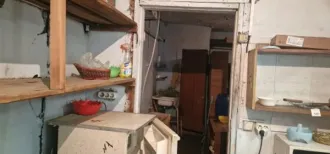 Нежилое здание 65,5 кв. м по адресу: Магаданская область, Среднеканский район, пгт. Сеймчан, ул. Ленина, д. 14, кадастровый номер 49:04:000000:776.