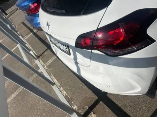 Citroen DS4, 2013 года, 150 лс, 200000 км, АКПП, VIN: VF7NX5FEADY611135. Является предметом залога АО "АВТО ФИНАНС БАНК". Состояние: приехала на эвакуаторе, ржавчина, коррозии, сколы, вмятины. Обременения и ограничения на распоряжение и эксплуатацию Имущества, наложенные работниками службы судебных…