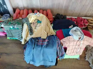 Детские футболки и туники, 69 шт.