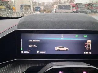 Zeekr 001 2023 года выпуска, черный цвет. VIN: L6T79T2E2PP032563, государственный номер А636НУ18.