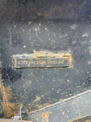 Тонар 974625, 2008 полуприцеп-контейнеровоз «Тонар 974625», 2008 года, VIN: «X0T97462580000044», г. р. з. «АК 5496 70».