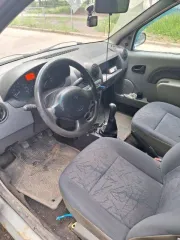 Renault Logan 2006 года, 87 л.с., пробег 182000 км. Легковой автомобиль Renault Logan (SR), VIN X7LLSRAHH6H012625, государственный номер Н922MO102, цвет серый.