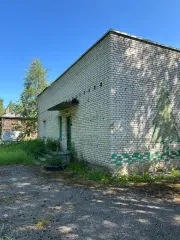 Здание пищеблока 176,6 кв.м с земельным участком 1591 кв.м Республика Коми Здание пищеблока, кадастровый номер 11:12:1701010:1999, расположенное по адресу: г. Печора, ул. Гагарина, 12а, одновременно с земельным участком, назначение: нежилое, общей площадью 176,6 кв.м., местоположение: Российская…