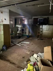 Нежилое помещение 227,5 кв.м, Воркута, ул. Димитрова, 15к1 (Республика Коми). Нежилое помещение (к/н 11:16:1704001:3702), расположенное по адресу Республика Коми, г. Воркута, ул. Димитрова, д. 15, корп. 1, общей площадью 227,5 кв. м.