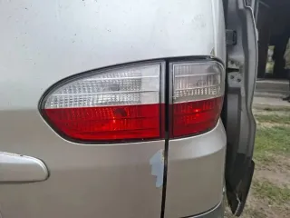 Hyundai Starex 2004. Автомобиль марки Hyundai модель Starex 2004 г.в. VIN-номер KMHWP81HP4U610692. С имуществом можно познакомиться по месту его нахождения по предварительной записи у организатора торгов по адресу: ул. Солнечная, д. 3, р. п. Николаевка Николаевский р-н, Ульяновская область.