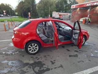 Chevrolet Lacetti 2006 года, хетчбек, красный, 109 л.с., пробег 335253 км, АКПП. VIN: X4XNA486J60000195, ПТС: 39 УО 918460, СТС: 99 47 430103, госномер Т860ЕМ62.