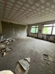 Жилое здание 523.1 кв.м и земельный участок 2600 кв.м, Саратовская обл., Энгельсский район, поселок Анисовский, улица Майора Шапочка, д. 37. Здание, кадастровый номер 64:38:040302:112, площадью 523.1 кв.м. Земельный участок для ведения личного подсобного хозяйства, кадастровый номер…