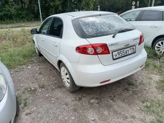Chevrolet Lacetti 2010 года, 95 л.с., пробег 249000 км. Легковой автомобиль, государственный номер Н955ВТ 116 RUS, VIN XUUNF487JB0001128. Техническое состояние: на ходу, в рабочем состоянии.
