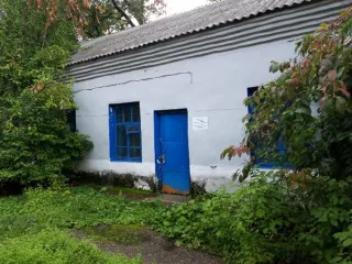 Нежилое здание 147,9 кв.м с участком 1500 кв.м, Амурская область. Здание кадастровый номер 28:02:000115:322, площадью 147,9 кв.м, расположенное по адресу: Амурская область, г. Белогорск, ул. Новая, д. 30, с земельным участком кадастровый номер 28:02:000115:643, площадью 1500 кв.м. Техническое…