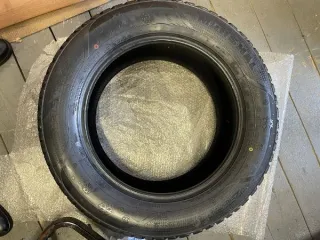 Marshal Izen-RV Stud 255/55 R18, 2015 г.в. Автомобильная зимняя шина, количество 4 шт., дата выпуска 28 неделя 2015 года, шины новые, не устанавливались, не эксплуатировались, производитель: Marshal, тип запчасти: автомобильная зимняя шина, состояние: дата выпуска 28 неделя 2015 года, шины новые…