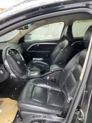 Volvo XC70, VIN: YV1BZ714681034371, 2008 год выпуска, цвет черный. Все запреты и ограничения с реализуемого имущества покупатель снимает самостоятельно (как новый собственник).