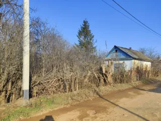 Дом 22.9 м², участок 912 м², Краснодарский край, Абинский район, ст-ца Холмская, ул. Крылова, 25. Жилой дом, общей площадью 22,9 м.кв., с кадастровым номером 23:01:0904236:1423. Земельный участок, площадью 912 м.кв.; категория земель – земли населенных пунктов; разрешенное использование – для…