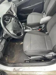 Hyundai Solaris, VIN: Z94K241CBLR169653, 2019 год, белый цвет.