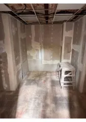 Нежилое помещение 180.9 кв.м, Ростовская область. Комнаты №№ 1, 2, 2а, 3, 4, общей площадью 180,9 кв.м. Расположено в подвале 3-этажного дома. Литер А. Назначение: нежилое. Тип этажа, на котором расположено помещение: Подвал № 1. Кадастровый номер: 61:44:0031521:117, расположенное по адресу…