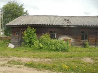 Здание нежилое 123.6 кв.м Вологодская область, р-н. Тарногский, с. Красное, ул. Красная, д. 2, кадастровый номер 35:08:0201034:296, площадь 123.6, год ввода в эксплуатацию: 1986, количество подземных этажей: 0, вид ограничений и обременений: не зарегистрировано, общая площадь: 123.6, материалы…