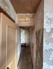 1/2 доли квартиры, 42,4 м², Архангельская область, доля вправе 1/2, площадью 42,4 кв. м, расположенная по адресу: Архангельская обл., г. Архангельск, ул. Тимме Я., д. 21 к. 1, кв. 71, с кадастровым номером: 29:22:040613:1009, являющееся предметом залога ПАО Сбербанк.