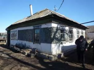 Здание, жилой дом, S=53,6 кв.м., кад.№ 74:11:0904003:123, Челябинская обл., р-н. Кизильский, п. Урал, пер. Зеленый, д. 10; Земельный участок, S=2075,5 кв.м., кад. №74:11:0904003:23, Челябинская обл., р-н. Кизильский, п. Урал, пер. Зеленый, д. 10, земли населенных пунктов