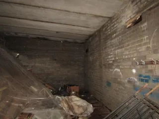 Гараж 88,4 кв. м, Ярославская область Нежилое помещение (гараж) в п. Каменники Рыбинского МО Нежилое помещение, расположенное здании 1968 года постройки. Российская Федерация, Ярославская область, Рыбинский муниципальный район, Каменниковское сельское поселение, поселок Каменники, ул. Волжская, дом…