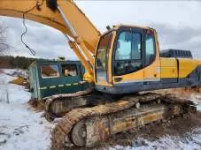 Экскаватор гусеничный Hyundai R300LC-9SH, заводской номер HHKHZ808LE0000183, 2014 год выпуска, госномер 58 УЕ 9248 (63 СВ 9366). Экскаватор гусеничный Hyundai R300LC-9S, заводской номер HHKHZ810LE0001178, 2014 год выпуска, госномер 58 УЕ 9241 (63 СВ 9362). Трактор ДТ-75 ДЕРС2 с буровой установкой…