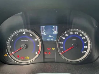 Hyundai Solaris 2014 года, VIN Z94CT41DAFR326655, мощность 123 л.с. Авто не на ходу, требуется ремонт двигателя и подвески.