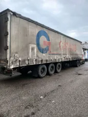Freightliner Century 2000, General Trailer TX34CW 2002 грузовое транспортное средство FREIGHTLINER CENTURY, 2000 г.в., пробег 2,8 млн км, VIN: 1FVJBBC681LH14196, двигатель дизельный 370 л/с, гос. номер М740ТА29 с полуприцепом GENERAL TRAILER TX34CW, VIN: KTX34CW22EX0268, 2002 г.в., гос.номер…