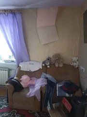 Доли квартиры 43.4 кв.м., Свердловская область. 1/4 доля квартиры в Свердловской области, еще 1/4 доля квартиры в Свердловской области, еще 1/4 доли на жилое помещение, квартира, площадь 43.4 кв.м., назначение: жилое, этаж: 2, адрес: Россия, Свердловская область, город Кушва, улица Магистральная…