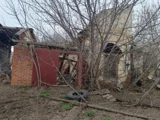 Здание слесарной 53 кв.м Липецкая обл Здание, кадастровый (или условный) номер 48:19:6080201:76, площадь 53 кв.м., назначение: нежилое, наименование: здание слесарной. Адрес (местоположение): Липецкая обл., г. Елец, ул. Промышленная, д. 126. Здание расположено на земельном участке с кадастровым…