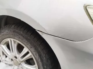 Toyota Corolla Axio, 2010, VIN: NZE1416153507, в залоге у ООО МФК "ПСБ Финанс". Тех. описание: - Автомобиль не на ходу - Сломана АКПП, (вперед не едет, назад едет) - Разбиты стекла ПТФ - Мелкие царапины по кузову. С предметом торгов можно ознакомиться по адресу: Новосибирск, ул. Дмитрия Донского…