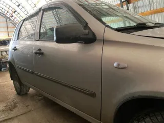 Автомобиль «ЛАДА 111930», 2012 г.в., г/н Х454ОВ43 снят, VIN: XTA111930C0214027, без аккумулятора, крышка капота не закрывается, без документов и ключей, рабочее состояние не проверялось (Уведомление №2106 К от 21.08.2025 г.).