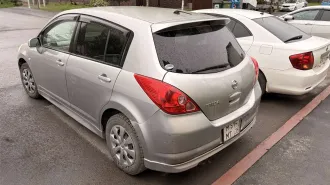 Nissan Tiida 2006, Легковой автомобиль марки Nissan Tiida, 2006 года выпуска, VIN отсутствует, № кузова NC11-117464, цвет серый, ГРЗ M514MT14, ПТС № 25 УМ 342059
