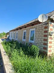 Земельный участок площадью 3 000 м², с кадастровым номером 26:06:061501:21, с одноэтажным жилым домом площадью 63,8 м², с кадастровым номером 26:06:061501:42, расположенные по адресу: Ставропольский край, Изобильненский район, село Тищенское, улица Ленина, д. 27. Ознакомление с имуществом…