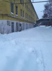 КПП-4 57 кв.м Самара. Здание контрольно-пропускного пункта (КПП-4), расположено по адресу: г.Самара, ул.Калинина, 1 (при въезде на бывшую территорию ОАО СПЗ со стороны Заводского шоссе), площадь по внешнему обмеру 57кв.м. Право собственности на КПП-4 в ЕГРН не зарегистрировано, возникло до 1997г. В…