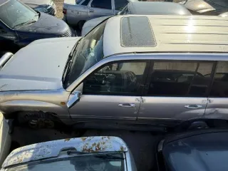 Продаются два легковых автомобиля в качестве годных остатков, вторичного сырья, лома, утиля. Описание лота см. в разделе "документы" п. 3 извещения (информационного сообщения). Имущество продается в том виде, в каком оно есть, и в случае продажи возврату/обмену не подлежит. За скрытые дефекты…