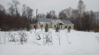 Здание клуба, 260,1 кв.м, Пермский край Здание, Клуб, назначение: нежилое, площадь 260,1 кв.м., этажей 1, год постройки 1967, кадастровый номер: 59:14:0531001:100, с земельным участком категория земель: земли населенных пунктов, кадастровый номер 59:14:0531001:27, площадь 2500,0 кв.м., разрешенное…