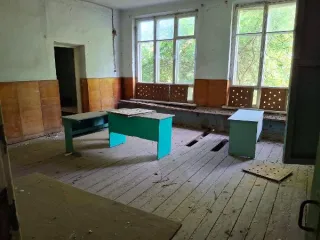 Детский сад 409,8 кв. м, литер:АА1А2аа1, кадастровый номер 23:06:1802001:559, кухня-прачечная 103,6 кв. м, литер: Бб, кадастровый номер 23:06:1802001:560, сарай 13,4 кв. м, литер:Г7, кадастровый номер 23:06:1802001:562, сарай 26,9 кв. м, литер: Г6, кадастровый номер 23:06:1802001:657, сарай с…