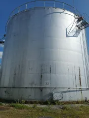 Нефть 1709.9 тонн Красноярский край. Нефть в количестве 1 709,887 тонн со следующими характеристиками: массовая доля серы 2,69%, плотность при температуре 20 С – 917 кг/м3, при температуре 15 С – 920,4 кг/м3, массовая доля воды – следы, массовая концентрация хлористых солей – 78,4 мг/дм3, массовая…