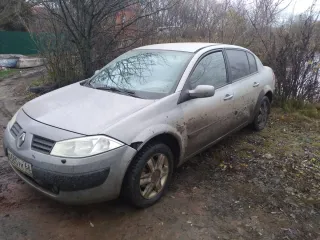 Renault Megan II 2004 года, цвет коричневый. VIN: VF1LM1BOH32299433, госномер О685УК 68. Модель двигателя: K4MT 760, бензиновый, объем 1598 см³, мощность 113 л.с. ПТС 64 РВ 040024. Пробег 211 471 км. Неисправности: не работает передний стеклоподъемник, требуется замена ремня генератора, повреждена…