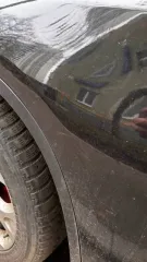 Bmw X6 2010 года, VIN: WBAFG2102BLN92421. Автомобиль не заводится из-за проблем с топливными форсунками. Боковые зеркала - царапины, повреждение лакокрасочного покрытия. Правое переднее крыло - скол, повреждение лакокрасочного покрытия (закрыто пленкой). Правый передний подкрылок - кустарная…