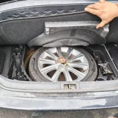 Toyota Camry 2013 года, 181 лс, 500000 км, АКПП. Легковой автомобиль Toyota Camry, идентификационный номер (VIN номер): XW7BF4FK50S044970, год выпуска: 2013, государственный регистрационный знак Т207МХ136. Автомобиль находится в неисправном состоянии, отсутствуют двигатель, АКПП, по кузову имеются…