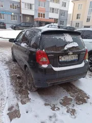 Chevrolet Aveo 2008 года выпуска, государственный номер Е903ЕВ60, VIN KL1SF48DJ8B221826. Находится по адресу: Псковская обл., г. Великие Луки, ул. Сибирцева, д. 41. Имеется арест, запрет регистрационных действий и залог. Цена 196265 рублей (без НДС), задаток 34700 рублей, шаг аукциона 3000 рублей.