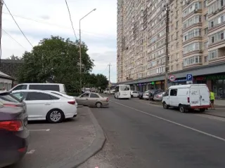 Квартира площадью 36,50 кв.м. Кадастровый номер 61:44:0032215:2136. Адрес: Ростовская область, г. Ростов-на-Дону, ул. Горсоветская, д. 49, стр. 1, кв. 575. Общая площадь: 36.5. Ограничения и обременения: залог, арест наложенный судебным приставом-исполнителем. Вид жилого помещения: квартира. Доля в…