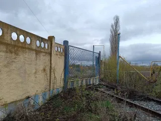 Земельный участок 60638 кв.м, гараж 556,5 кв.м, здание пристройка 387 кв.м, административно-бытовой корпус 734,5 кв.м, трубный цех 2044,5 кв.м, Саратовская область. 64:40:041602:2 Земельный участок, категория земель – земли населенных пунктов, вид разрешенного использования – предназначенные для…