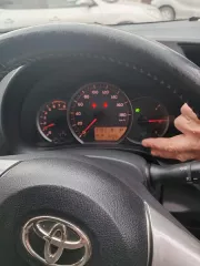 Автомобиль Toyota Vitz, 2013 года выпуска, цвет – белый, государственный номер Е877ТК28, идентификационный номер (VIN) отсутствует, номер кузова (прицепа) NSP1302135621, номер двигателя 0631474, мощность двигателя – 95 л.с. Без видимых повреждений. Обременения – арест. Собственник – Бухаров Д.В. …