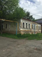Нежилое здание, 110.7 кв.м, г. Старый Оскол. Объект культурного наследия - нежилое здание общей площадью 110,7 кв.м. кадастровый номер 31:06:0101001:10697, расположенное по адресу: г. Старый Оскол, ул. Урицкого, д. 4. Количество подземных этажей: 0. Вид ограничений и обременений: Охранные…