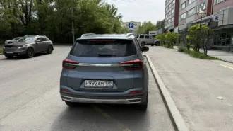 Chery Tiggo 4, 2021 года, 146,8 лс, 50000 км, АКПП, транспортное средство: CHERY TIGGO4, VIN: LVVDB21B0MD185615, год изготовления: 2021, гос.номер Н992АМ138. Имеются следующие неисправности: автомобиль на ходу, имеется трещина на лобовом крыле и вмятина на заднем крыле.
