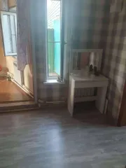 Дом 99,4 кв. м и земельный участок 421 кв. м в селе Верх-Тула, Новосибирская область, улица Учительская, дом 85. Кадастровый номер дома: 54:19:060103:3741, участка: 54:19:060103:3722.