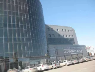 Нежилое здание, количество этажей 8, в том числе, подземных 2, площадь 21516,8кв.м., кадастровый номер 02:55:010131:684, Адрес объекта: Республика Башкортостан, г. Уфа, проспект Салавата Юлаева, д. 49
Право аренды земельного участка с кадастровым номером 02:55:010131:132, категория земель: земли…