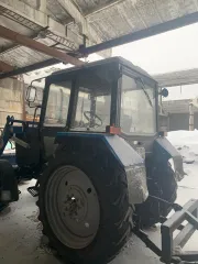 Трактор Беларус 82.1 (Y4R922Z01J1107940), погрузчик навесной фронтальный "Универсал 800 R", отвал к фронтальному погрузчику "Универсал 800", Ковш 1,0 м.куб. Ознакомление с имуществом – по месту нахождения, по адресу: Красноярский край, г. Боготол, по предварительной записи по тел: +79059717969.
