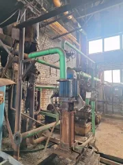 Нежилое здание площадью 920.3 кв.м, 2000 года постройки, одноэтажное, панельное. Кадастровый номер 44:28:040201:117, кадастровая стоимость 6072065.78 руб. Вместе со зданием продается движимое имущество и земельный участок площадью 2215 кв.м. Категория земель: земли населенных пунктов, вид…