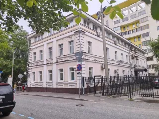 Нежилое помещение, 36.2 кв. м, г. Москва, пер. Серпуховский, д. 1-3-5, стр. 3, площадью 36,2 кв. м. (Чердак № 0, Этаж № 1), кадастровый номер: 77:01:0006012:3887. Назначение нежилого помещения: Свободное. Общая площадь: 36.2. Кадастровый номер: 77:01:0006012:3887.